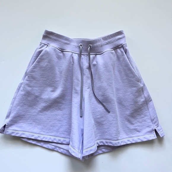 lululemon athletica All Yours High-Rise Short 7” Lavender Dew -Size